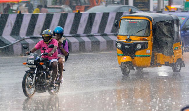 IMD predicts very heavy rainfall in Tamil Nadu; clear skies likely in Delhi-NCR
