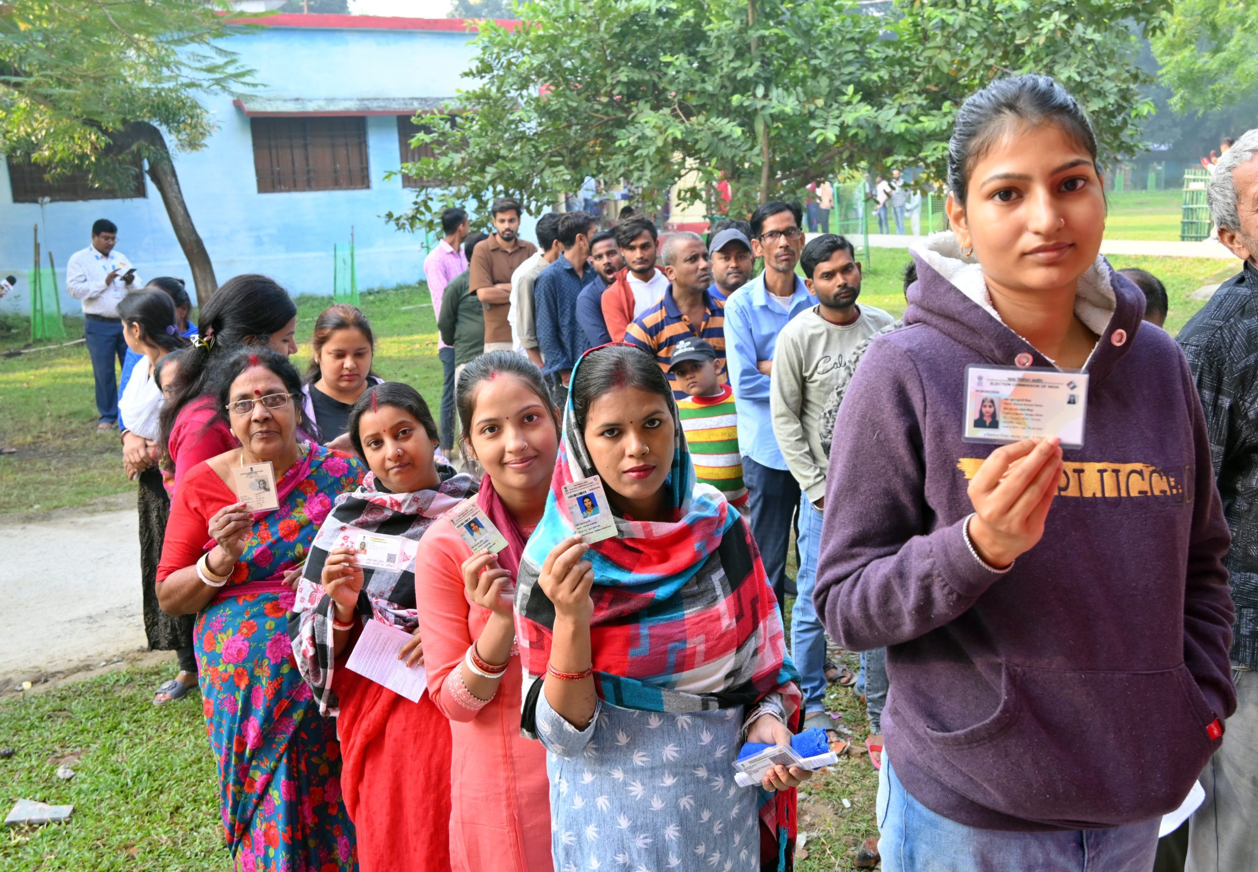 Bihar records 60.40% voter turnout till 3 p.m. in second phase of Assembly polls