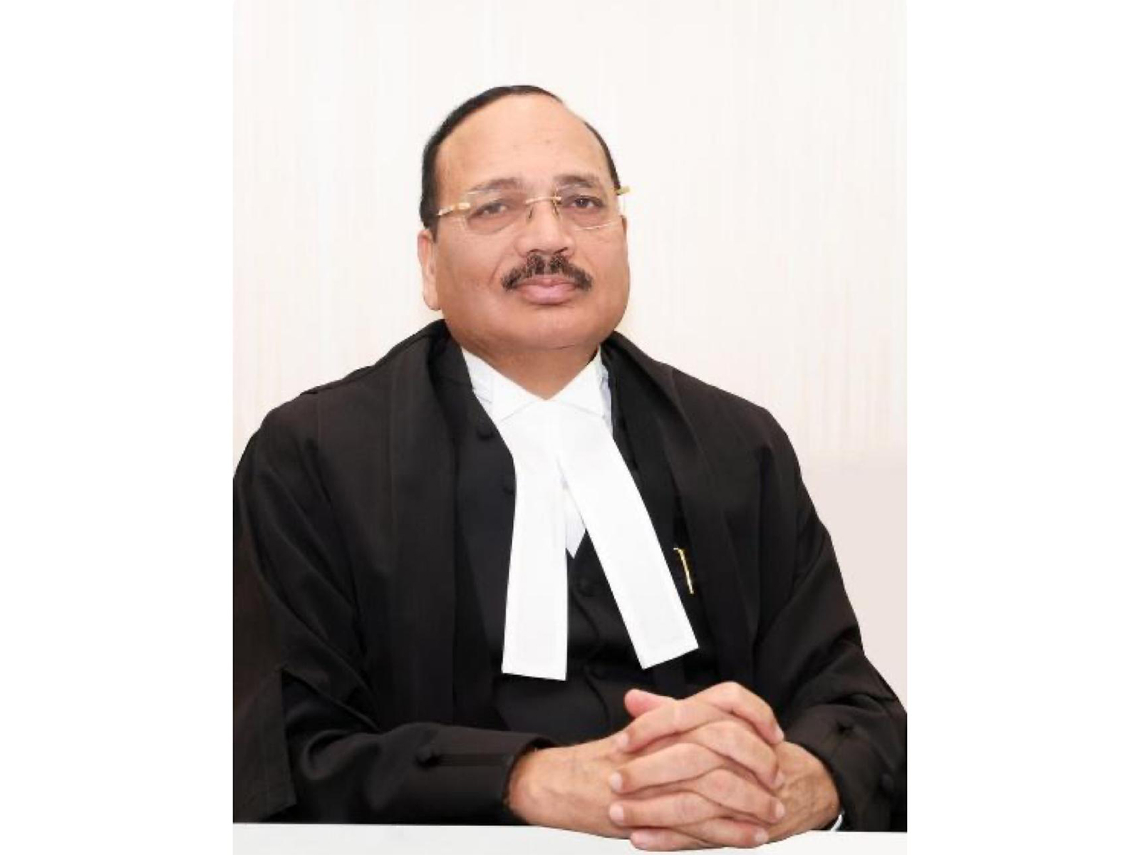 Justice Surya Kant takes oath as 53rd CJI