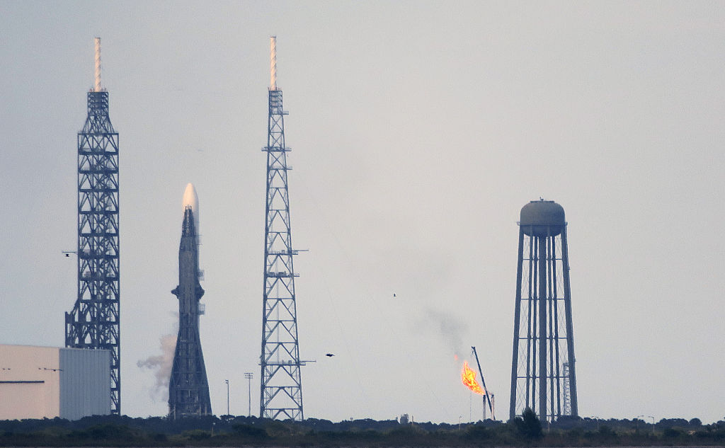 Blue Origin to renew Mars satellite launch bid as geomagnetic storm fades