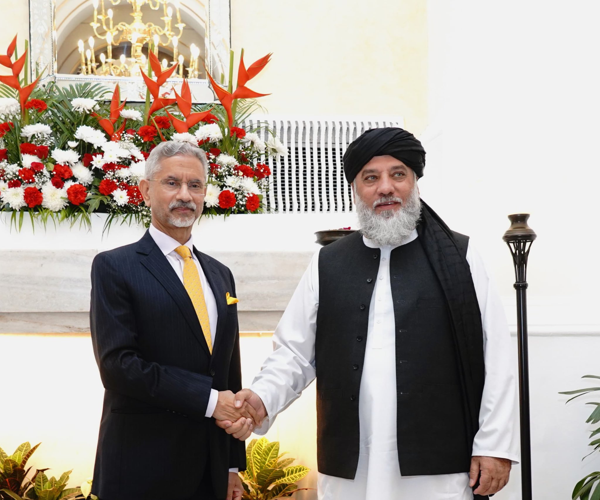 Jaishankar meets Afghan Trade Minister Azizi to review cooperation