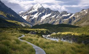 American climber among two dead after fall from New Zealand’s highest mountain