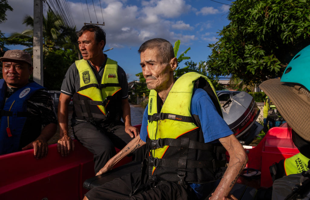 Thailand shifts gear in evacuation efforts as floods ease; deaths climb in Indonesia