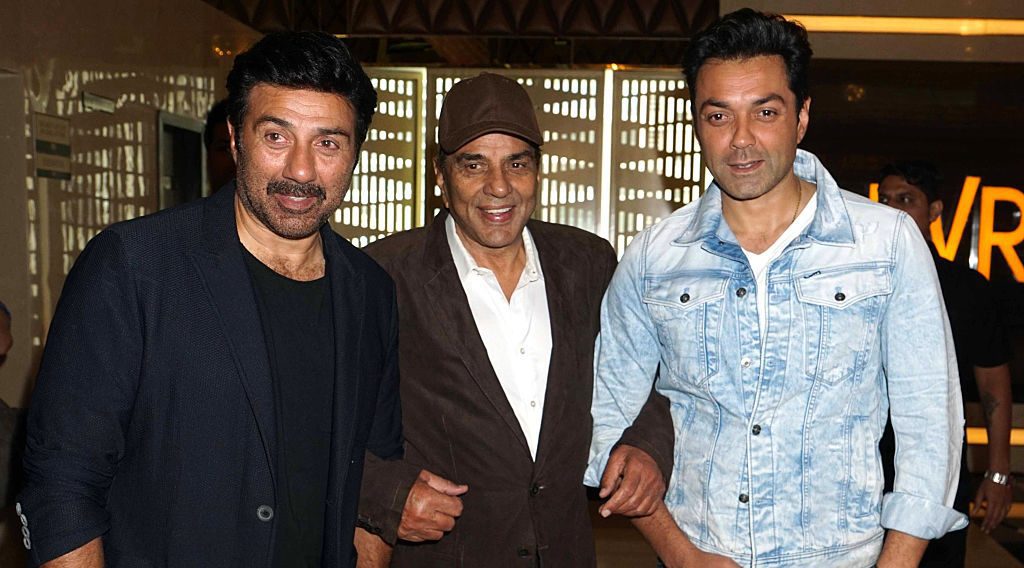 Veteran actor Dharmendra passes away at 89; leaders pay tribute