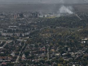 Russia says its forces advance in ruins of Pokrovsk, Ukraine says defenders hold on