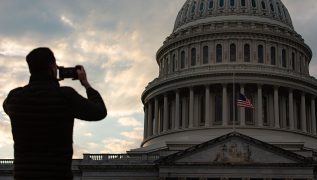 US Senate advances bill to end federal shutdown US Senate advances bill to end federal shutdown