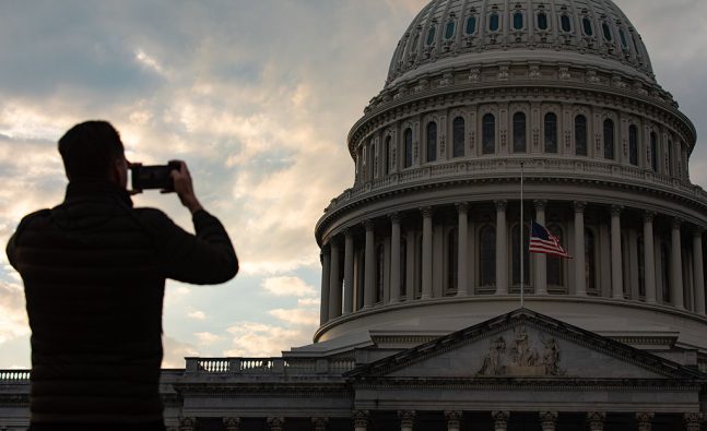 US Senate advances bill to end federal shutdown