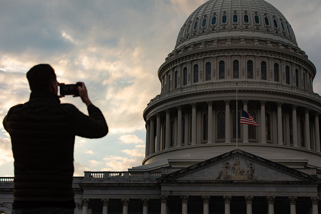 US Senate advances bill to end federal shutdown