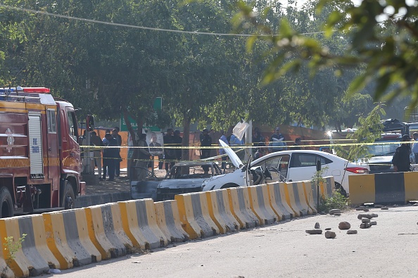 Suicide bomber kills 12 outside court in Pakistan capital