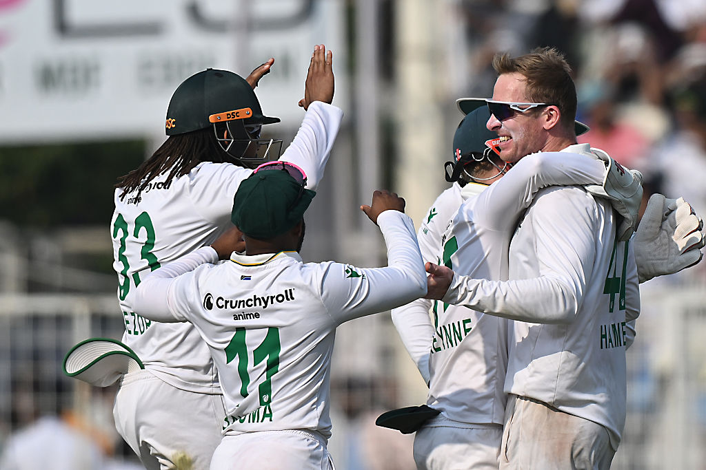 South Africa pound India by 408 runs; hosts suffer heaviest-ever home Test defeat as Proteas complete 2-0 whitewash