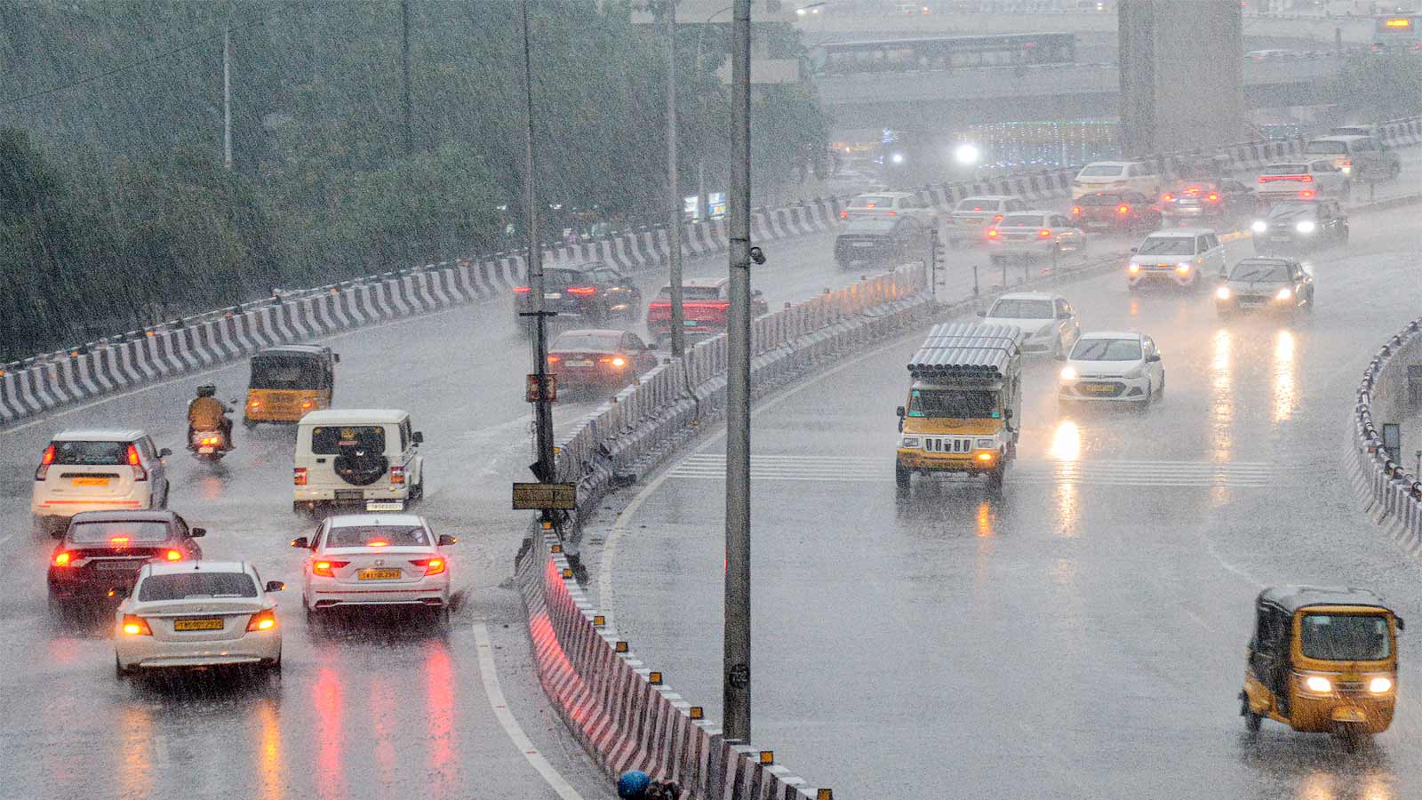 IMD forecasts heavy rain for Tamil Nadu and Kerala
