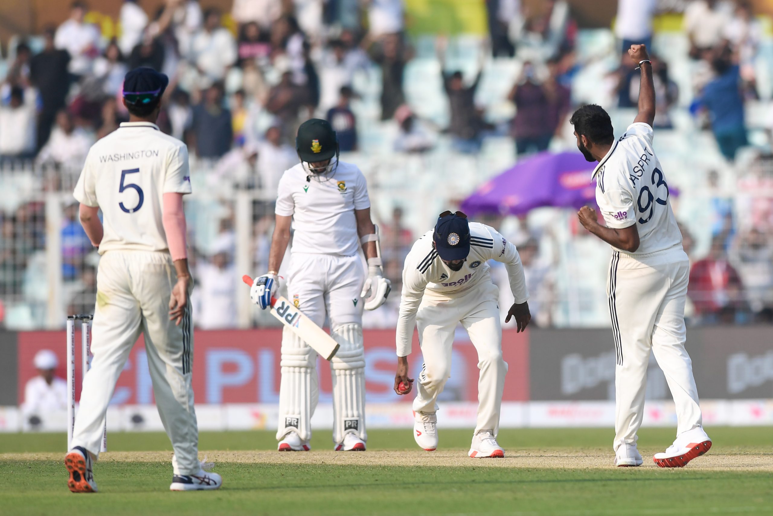 Kolkata Test: Rahul, Washington take India to 37/1, trail SA by 122 runs after Bumrah picks 5-27