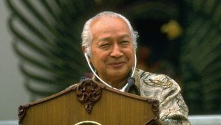Indonesia grants national hero status to late strongman President Suharto Indonesia grants national hero status to late strongman President Suharto
