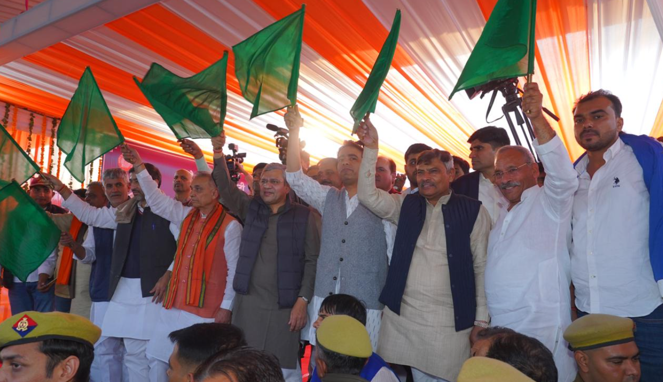 Ashwini Vaishnaw flags off two new MEMU trains between Delhi and Shamli from Baraut