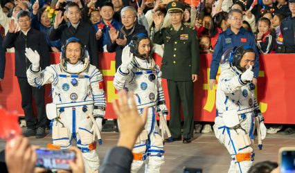Chinese astronauts return to Earth after vessel damaged by space debris