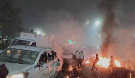 Blast near Red Fort metro station in Delhi; PM Modi, Amit Shah review situation