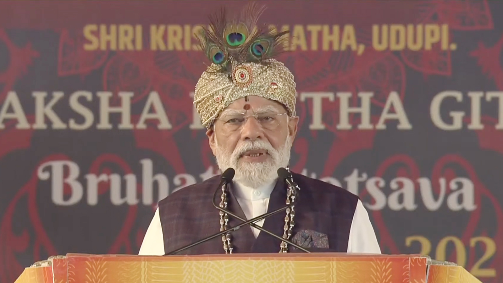 PM Modi addresses Laksha Kantha Gita Parayana programme at Udupi’s Sri Krishna Matha