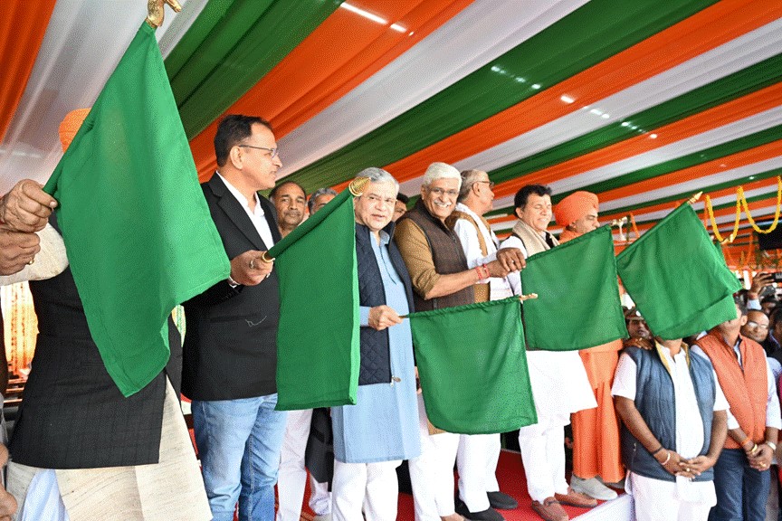 New ‘Swarn Nagari Express’ flagged off, enhancing rail connectivity between Jaisalmer and Delhi