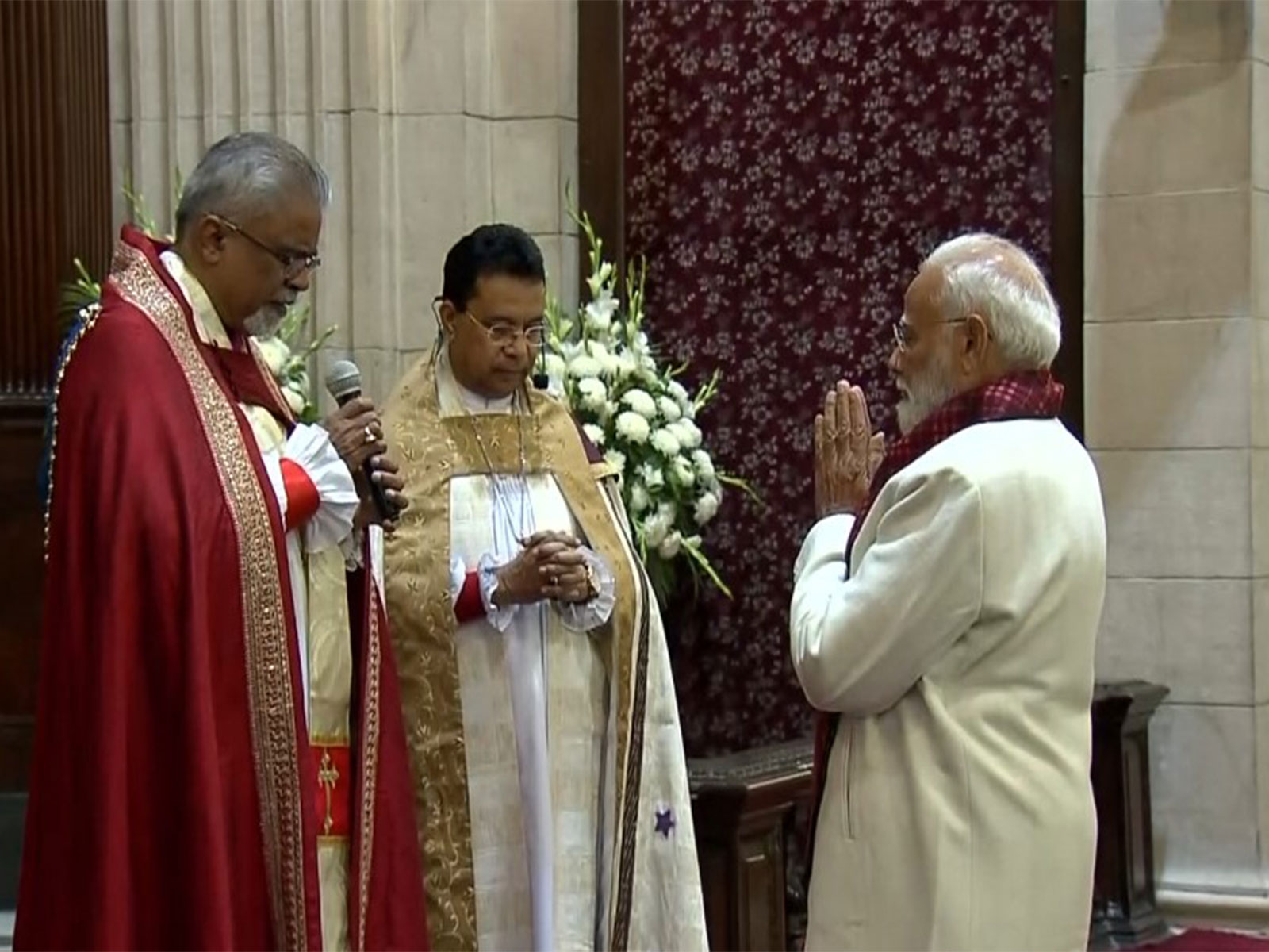 PM Modi joins Christmas prayers at Delhi church, extends message of peace and harmony