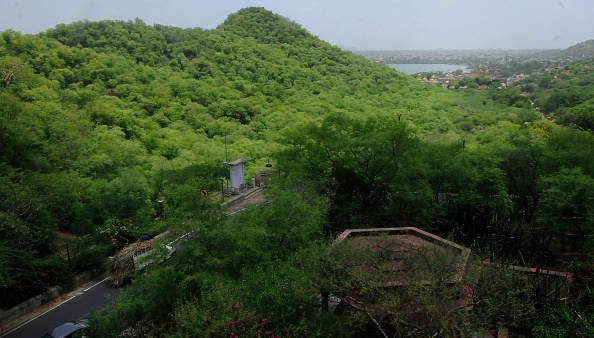 Centre imposes complete ban on new mining leases in Aravalli Range