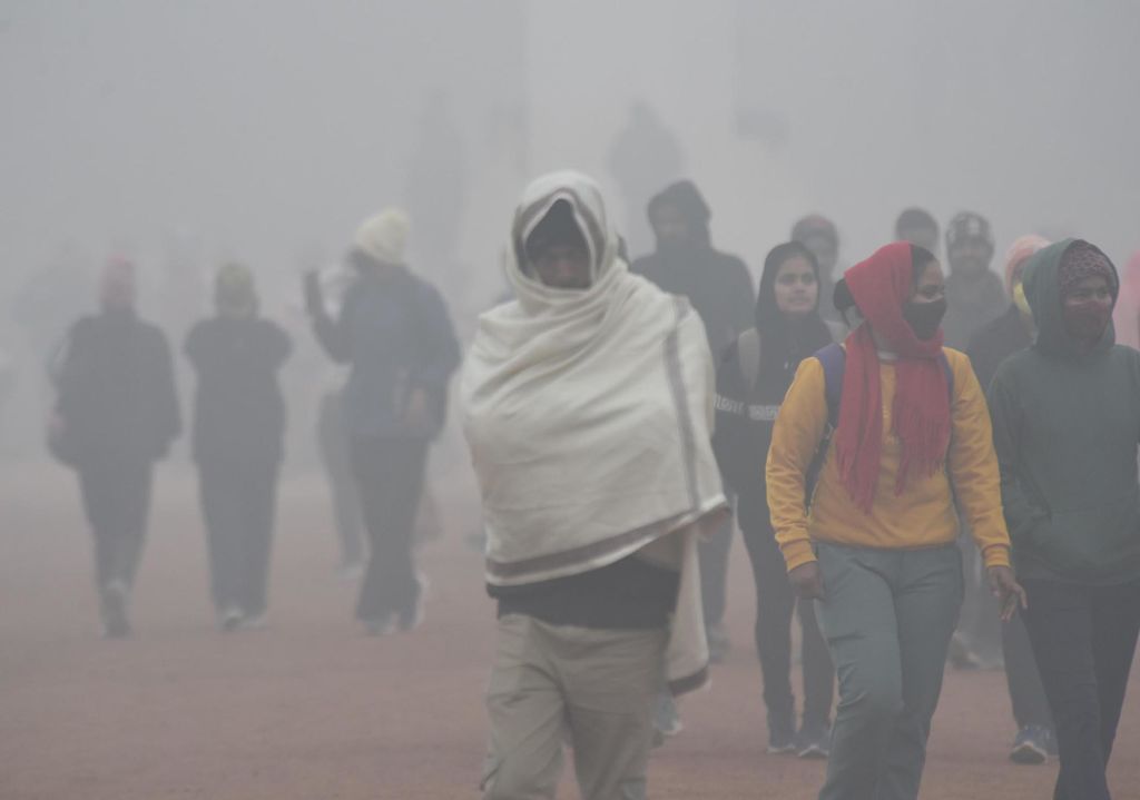 Severe cold wave grips Bihar, red alert issued in 12 districts