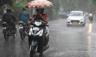 Delhiites wake up to pleasant weather; rain, thunderstorms likely to continue across NCR till May 31