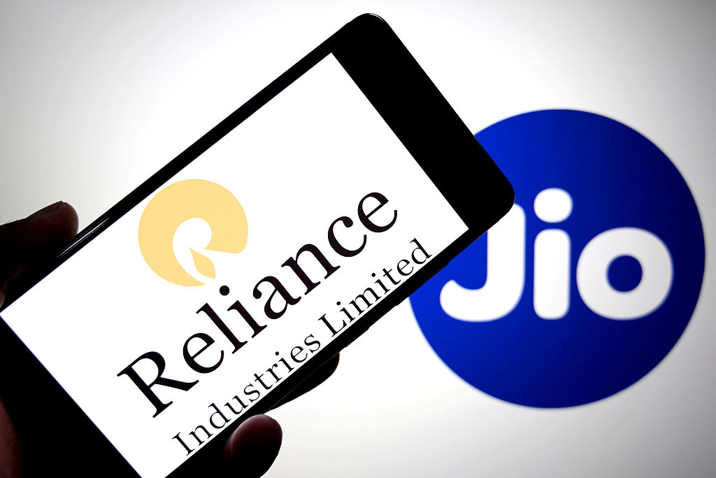 NHAI Signs MoU with Reliance Jio to Deploy Telecom-Based Safety Alert System Across National Highways