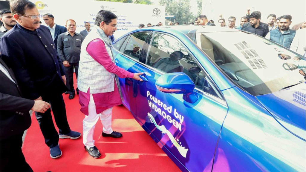 Hydrogen-fuel-cell-vehicle