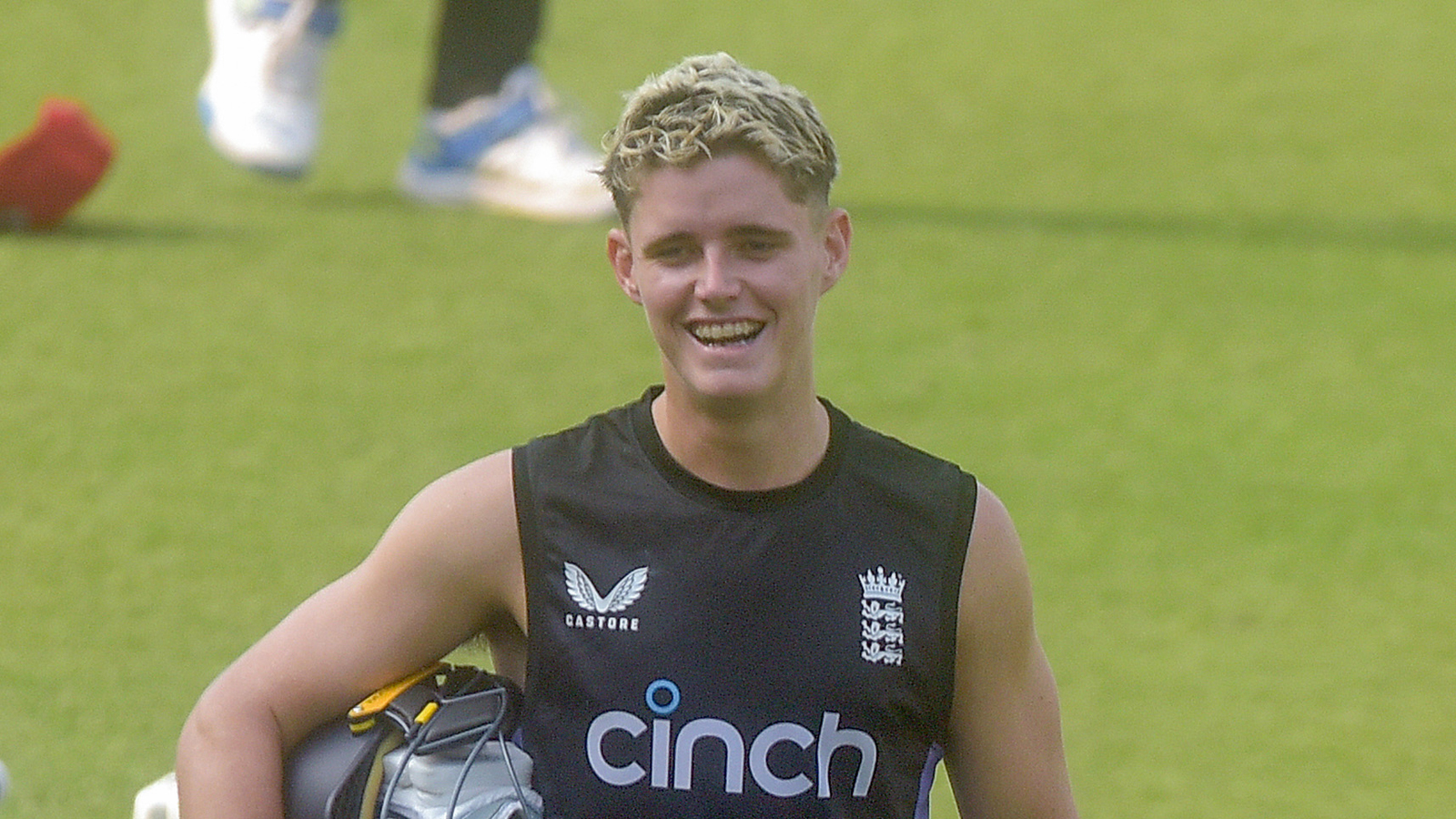 Ashes: Jacob Bethell looks to cement place as England number three