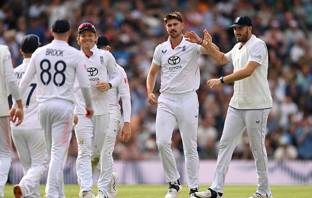 Ashes: Josh Tongue becomes first England bowler since 1998 to take five-for at MCG