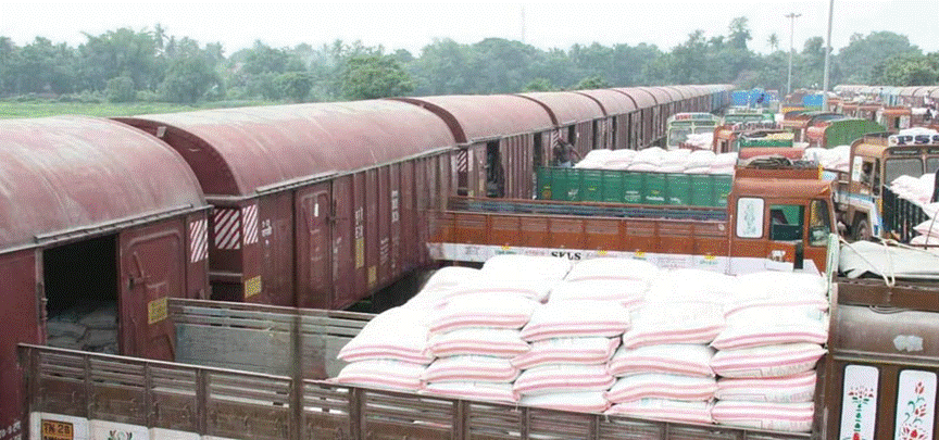 Indian Railways records 11.7% growth in fertiliser loading, strengthens supply to farmers