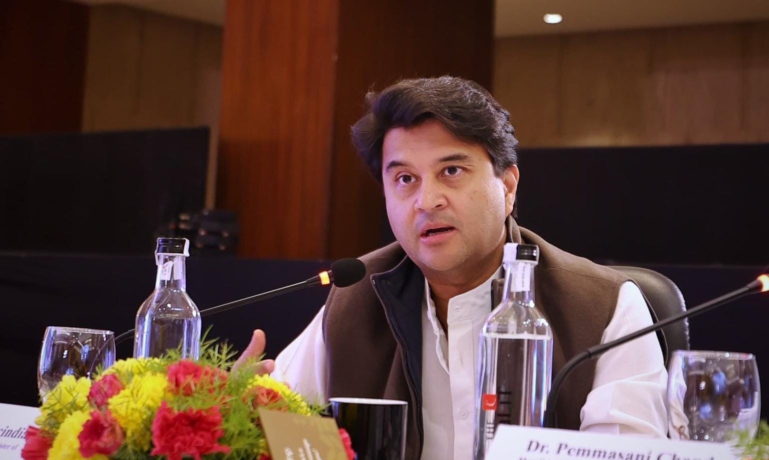 India sets 2030 target for 6G leadership as Scindia chairs Apex Council meet