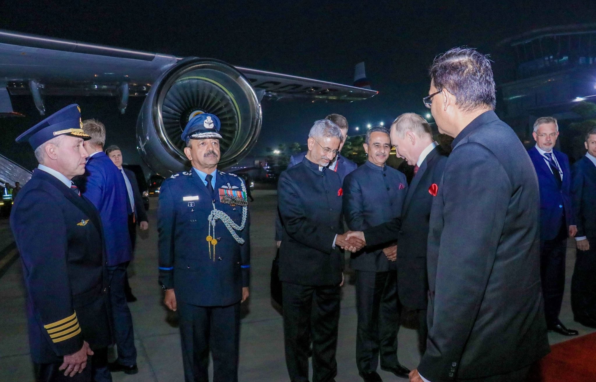 Putin concludes India trip; EAM Jaishankar sees him off at Delhi’s Palam Airport