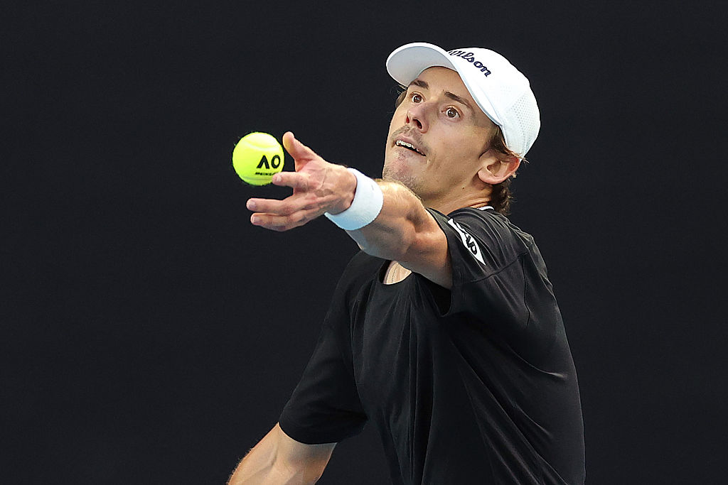 Australia’s great hope Alex de Minaur balances ‘noise’ and perks at home Slam