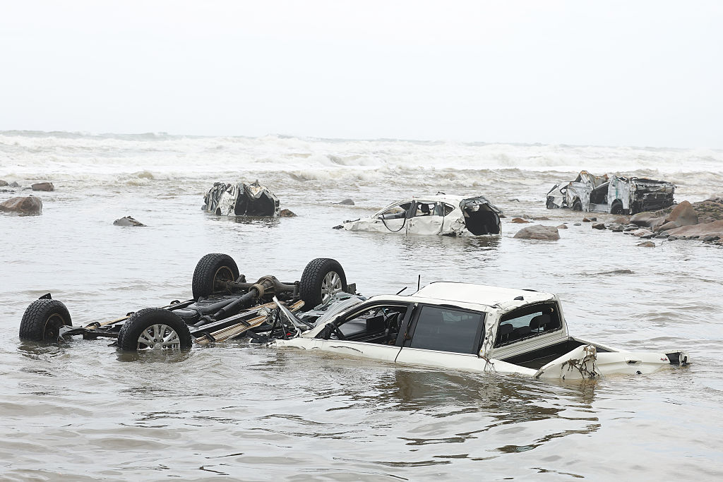 Flash flooding eases in Australia’s largest city Sydney