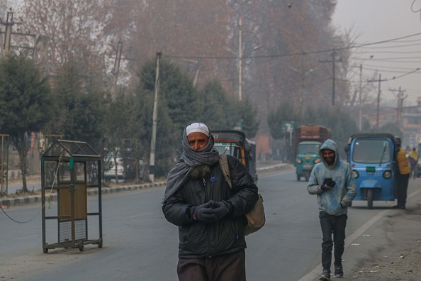 Jammu reels under unprecedented cold, Kashmir in deep freeze