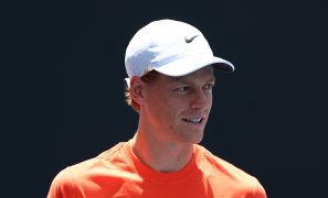 Italian Open: Jannik Sinner cruises past Ofner in straight sets