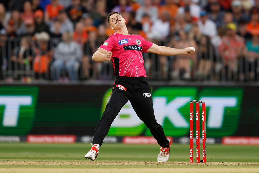 Injured Cummins out of T20 World Cup, Dwarshuis in Australia squad