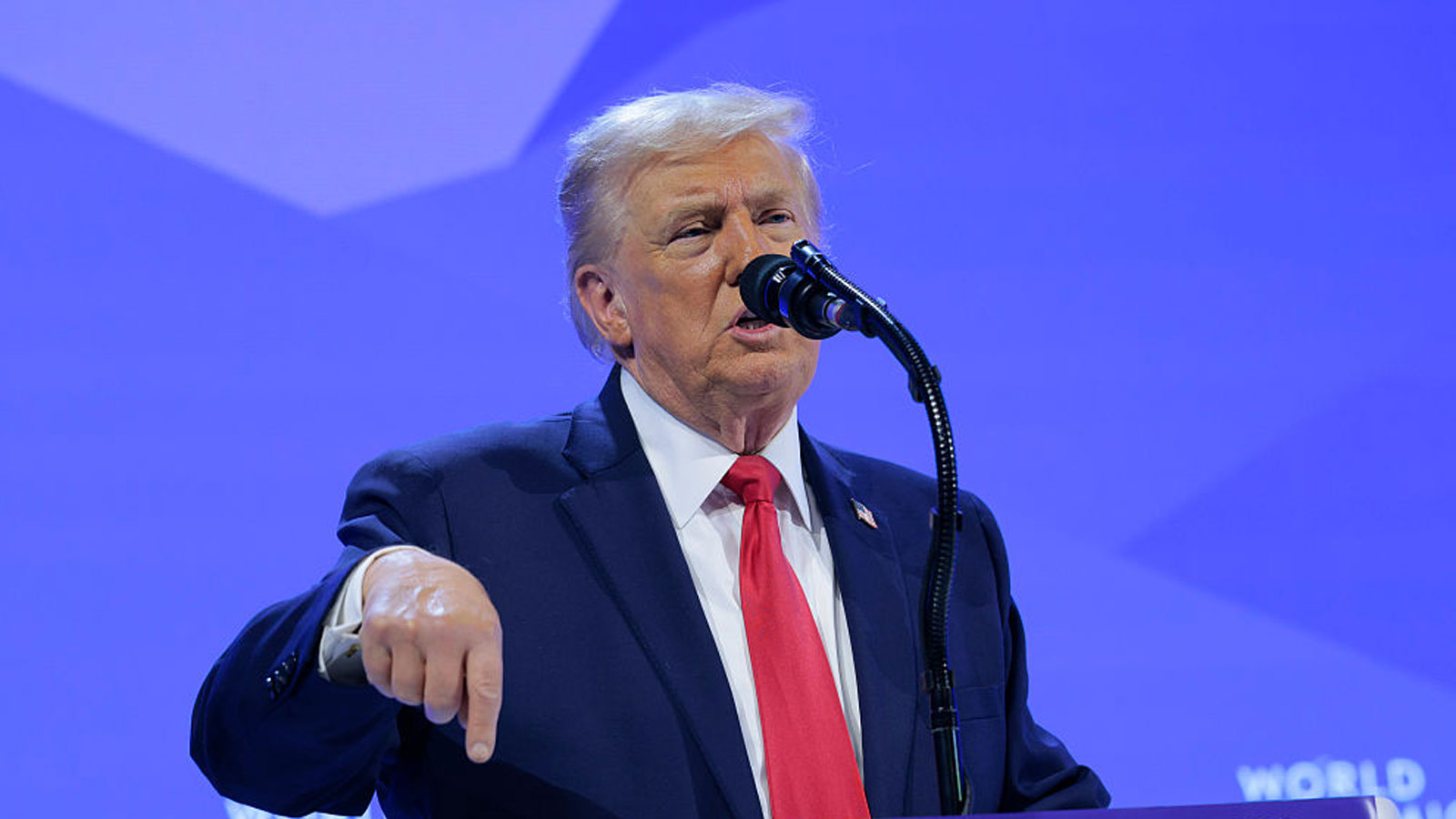 Trump says he will meet with Ukraine’s Zelenskiy, deal ‘reasonably close’