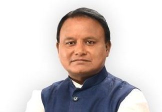 CM Majhi reviews health programmes, announces key initiatives in Odisha’s healthcare sector