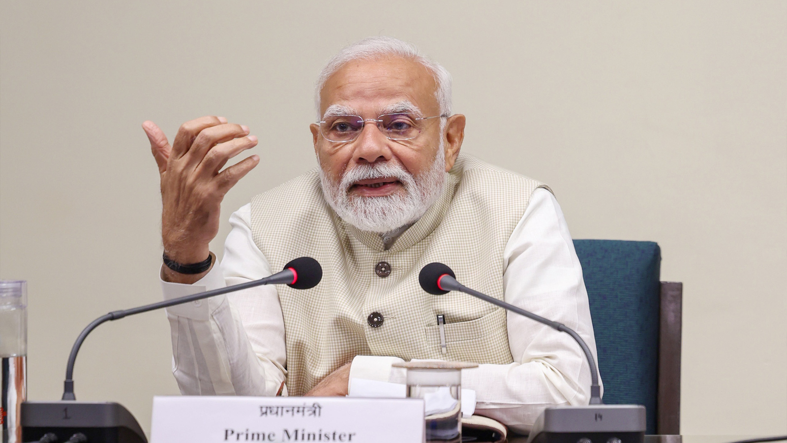 PM Modi chairs roundtable with Indian AI start-ups ahead of India AI Impact Summit 2026