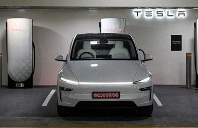 Tesla sells 225 electric vehicles in India in 2025