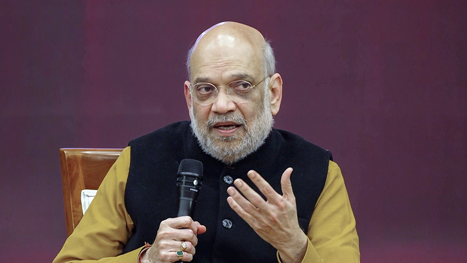Amit Shah interacts with ‘Sarathis’ of Bharat Taxi