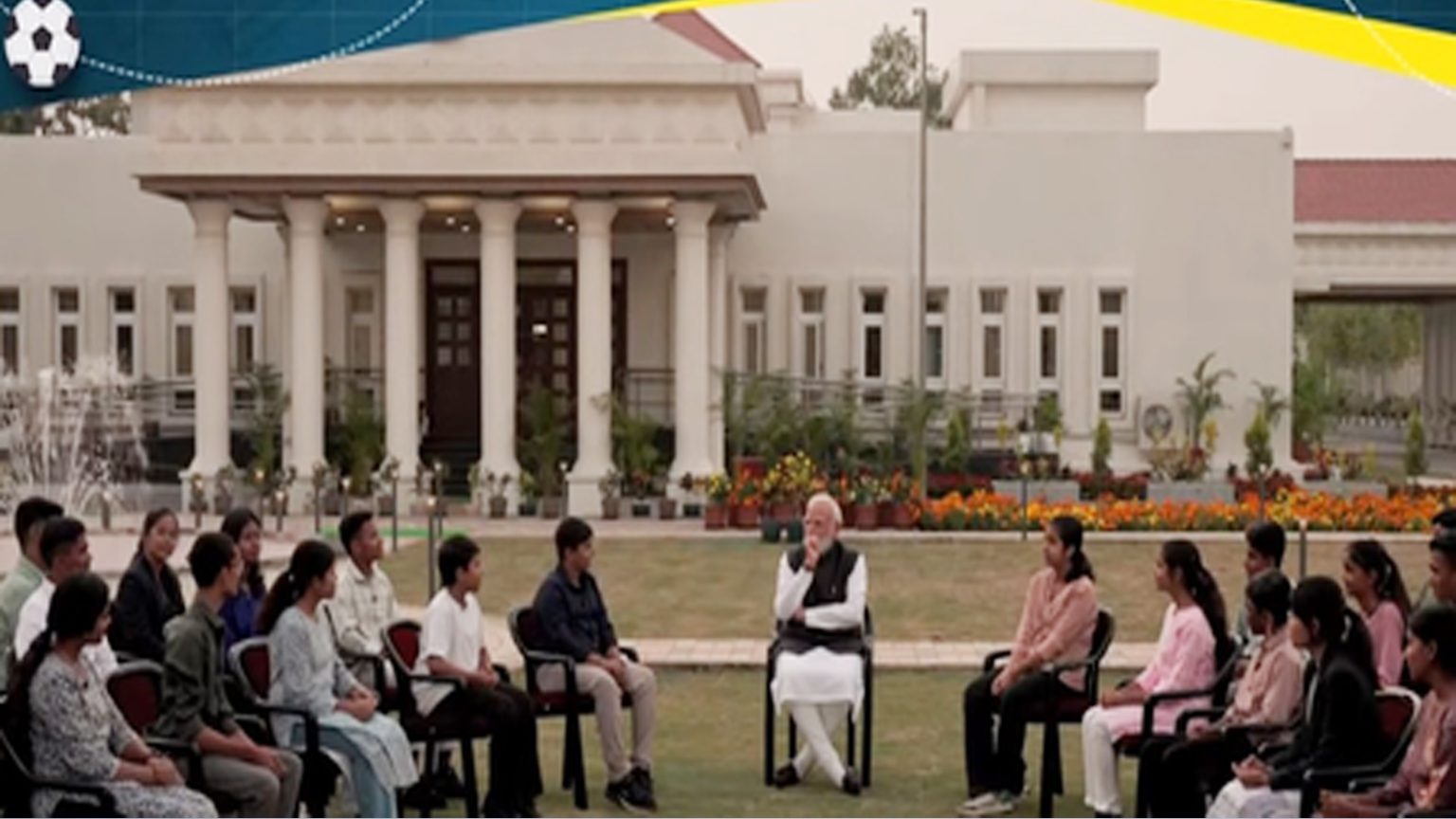 Pariksha Pe Charcha: PM Modi inspires students with leadership wisdom ...