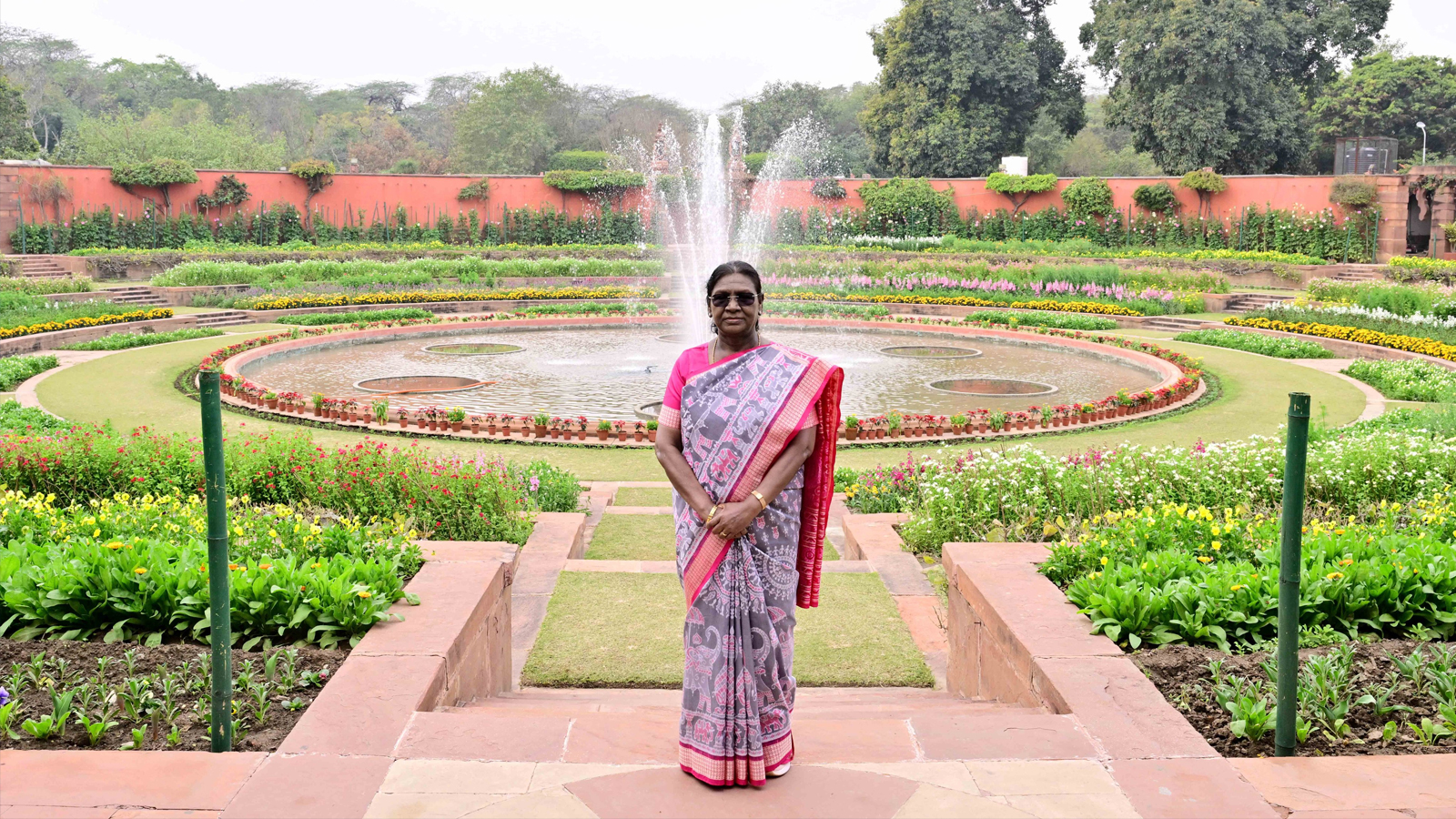President Murmu opens Amrit Udyan at Rashtrapati Bhavan; entry for public from Feb 3