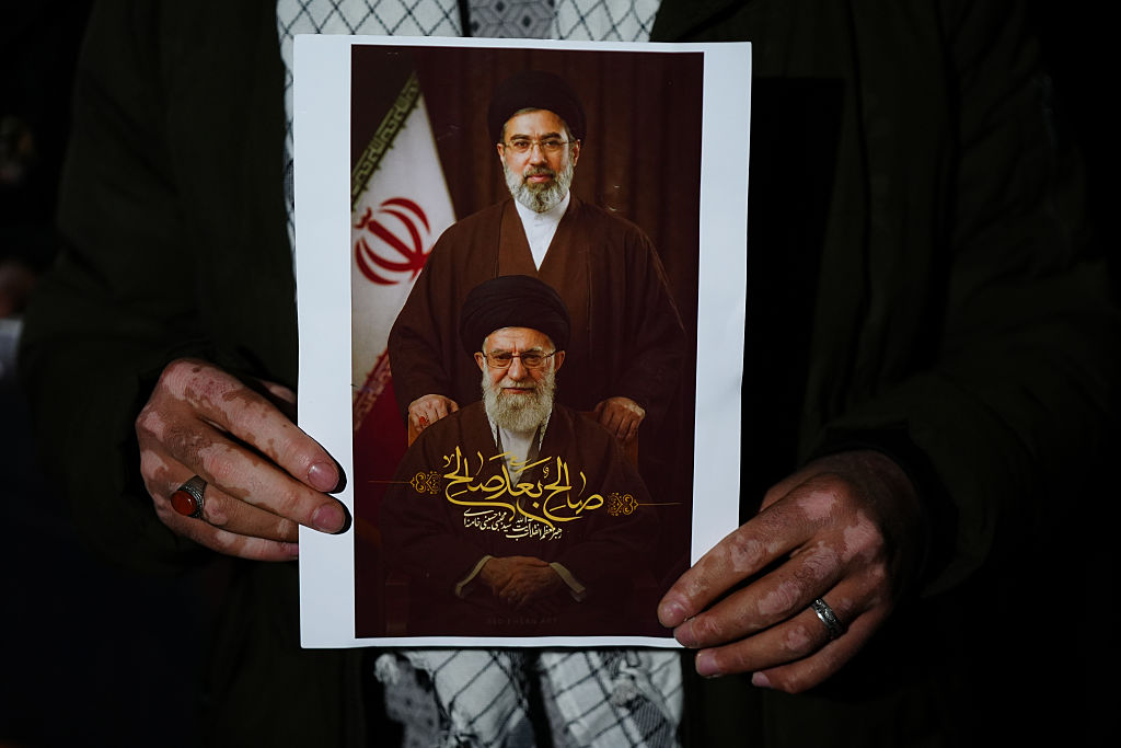 Iran’s new leader, still silent, was elevated by the Revolutionary Guards