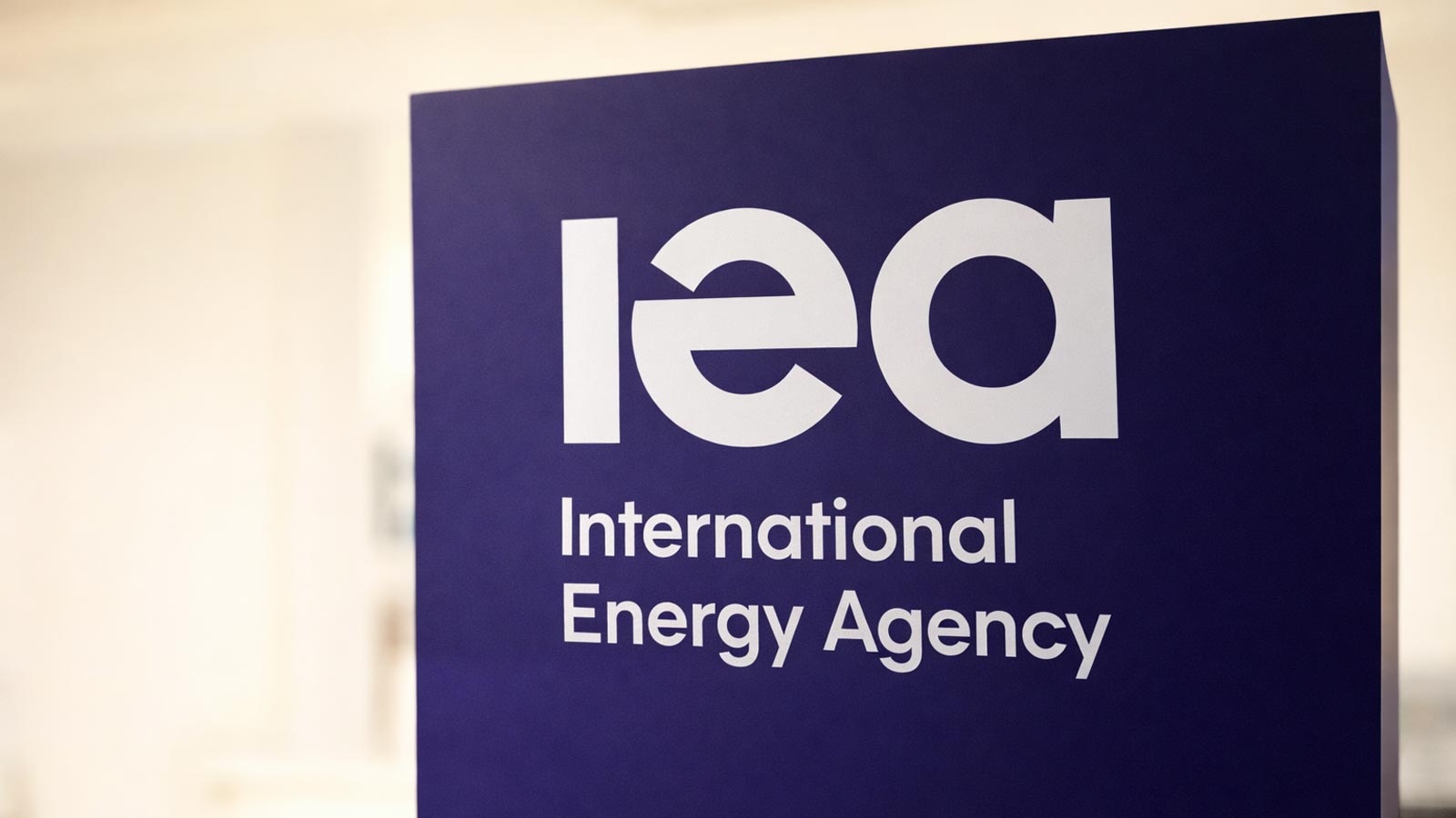 World faces largest-ever oil supply disruption on Middle East war, IEA says