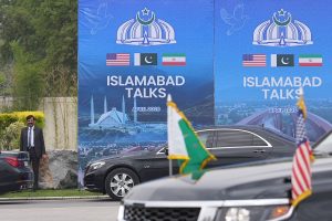 US, Iran may resume talks this week despite port blockade
