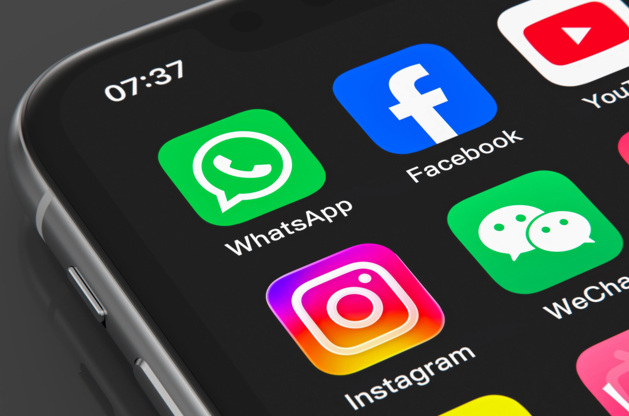 Facebook and Instagram must do more to block under-13s, EU warns in Meta charges