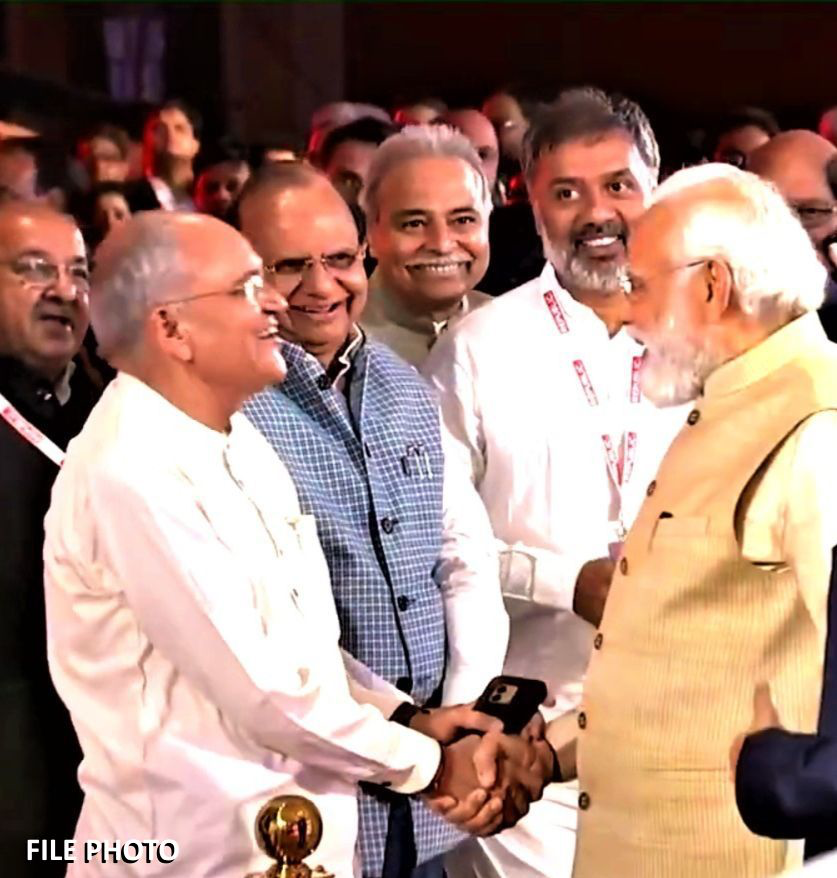 PM Modi condoles demise of writer and former MP Balbir Punj